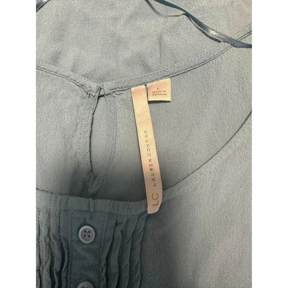 Blue Lauren Conrad Blue Sleeveless Shirt Lace Large #0412 - Picture 5 of 6